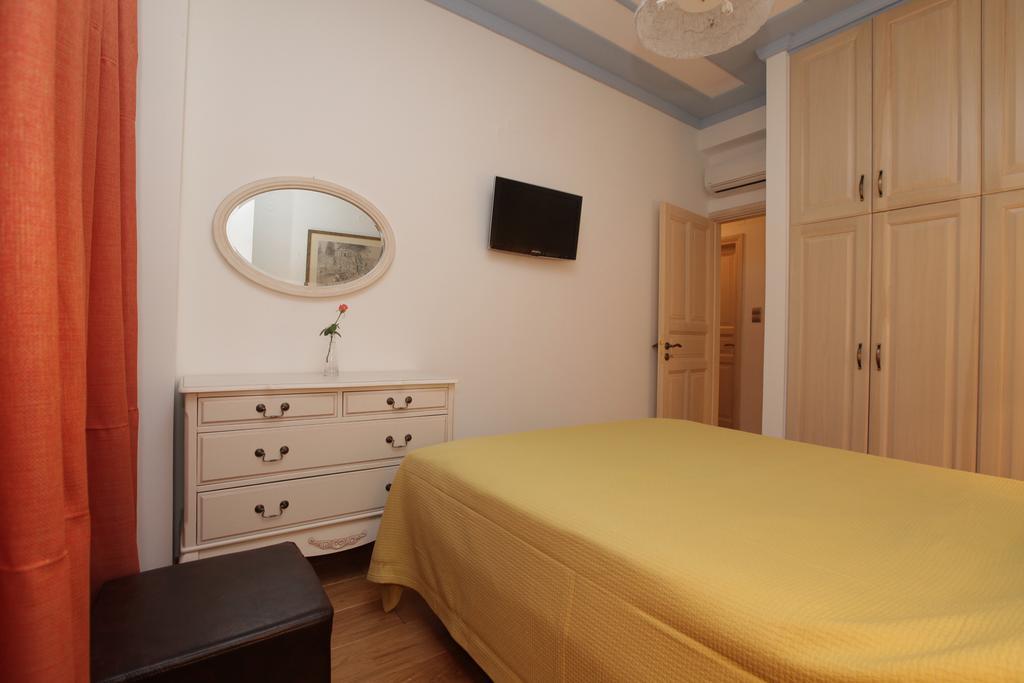 Avgerinos Hotel Kampochora  Zimmer foto