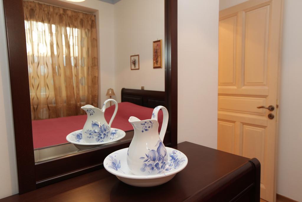 Avgerinos Hotel Kampochora  Zimmer foto