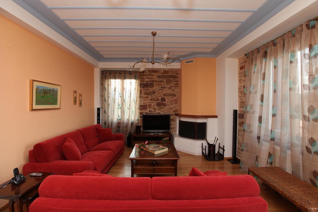 Avgerinos Hotel Kampochora  Zimmer foto