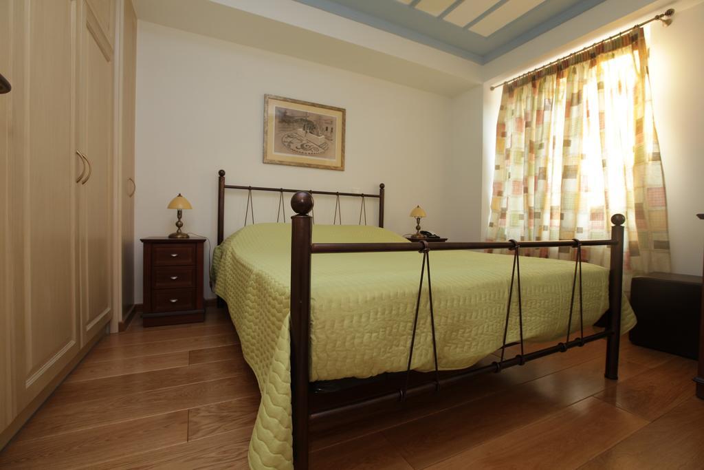 Avgerinos Hotel Kampochora  Zimmer foto